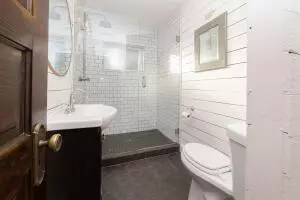 202 N Hickory, Harrison, AR 72601 photo 13