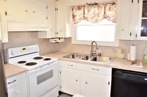 1 Sherman Cv, Harrison, AR 72601 photo 4