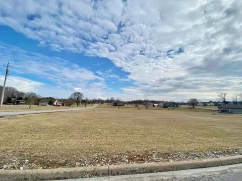 Isaiah Drive, Harrison, AR 72601