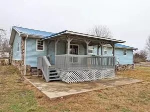 210 E Main St, Bergman, AR 72615 photo 12