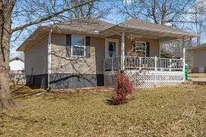 303 Walnut St, Flippin, AR 72634 photo 1