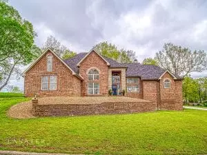 101 Country Bluff Dr, Branson, MO 65616 photo 1