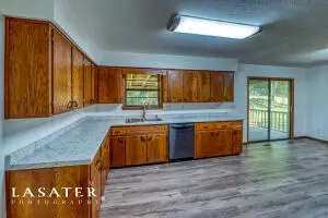 807 E Washington Ave, Harrison, AR 72601 photo 8