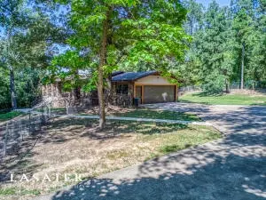 807 E Washington Ave, Harrison, AR 72601 photo 4