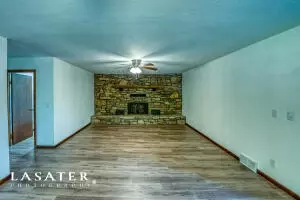 807 E Washington Ave, Harrison, AR 72601 photo 13