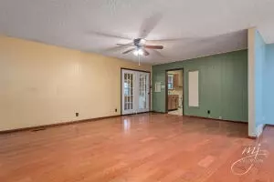 3834 N Perry St, Harrison, AR 72601 photo 5