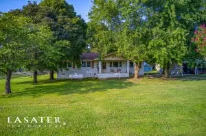 1667 A 206 Hwy, Everton, AR 72633