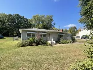 926 N N Pne, Harrison, AR 72601 photo 2