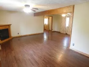 623 S Walnut St, Harrison, AR 72601 photo 2