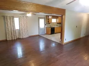 623 S Walnut St, Harrison, AR 72601 photo 8