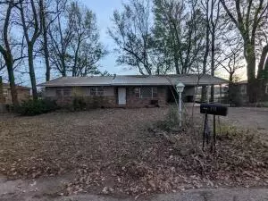 311 Carr Ct, Harrison, AR 72601 photo 1