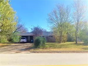 303 Harness St, Harrison, AR 72601 photo 3