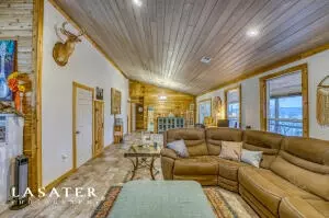 5653 E Persimmon Pl, Lead Hill, AR 72644 photo 13