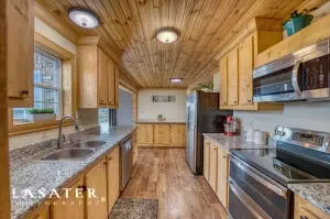 9648 Sugar Rd, Harrison, AR 72601 photo 1