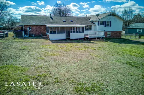807 Robin St, Harrison, AR 72601 photo 3