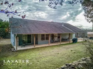17880 Heuer Way, Lead Hill, AR 72644