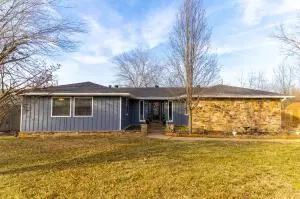 610 Skyline Dr, Harrison, AR 72601