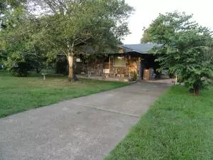 308 N Glade St, Marshall, AR 72650 photo 2