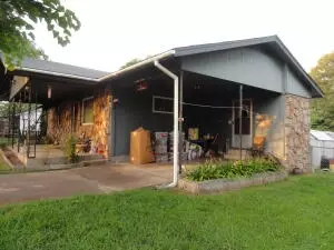 308 N Glade St, Marshall, AR 72650 photo 5