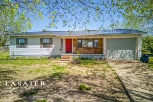 107 Brewer St, Harrison, AR 72601