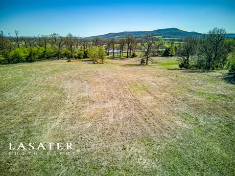 County Road 809, Green Forest, AR 72638