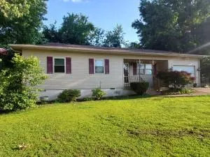 1912 Mcelroy Dr, Harrison, AR 72601 photo 2