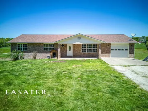 5801 Dees Rd, Harrison, AR 72601