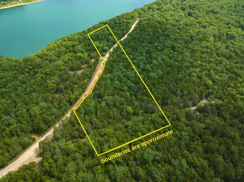 Persimmon Place, Lead Hill, AR 72644