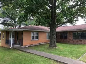 3115 Salmon Ln, Harrison, AR 72601