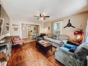 309 N Spring St, Harrison, AR 72601 photo 5