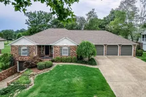 1606 Innsbrook Cir, Harrison, AR 72601
