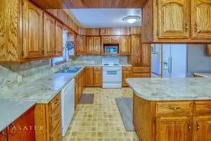 317 Lawrence, Harrison, AR 72601 photo 9