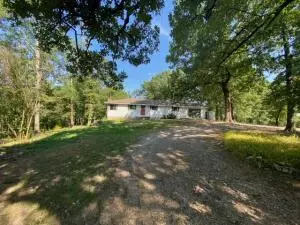 1685 Cr 72, Norfork, AR 72658