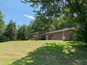 7167 W 62 Hwy, Yellville, AR 72687