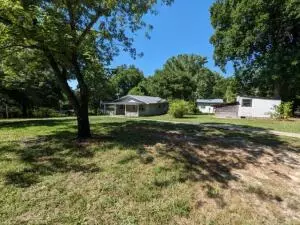 137 S Reola Loop, Yellville, AR 72687 photo 3