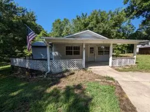 137 S Reola Loop, Yellville, AR 72687 photo 2