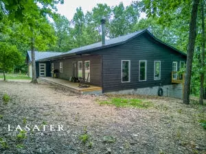 10837 Pecks Dr, Harrison, AR 72601 photo 3