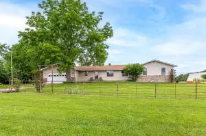 6952 S Whispering Pine Rd, Harrison, AR 72601 photo 3