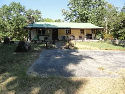 247 Tee Four Dr, Marshall, AR 72650 photo 2