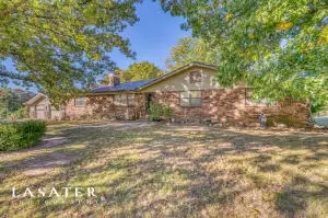 2703 Kiowa Ln, Harrison, AR 72601