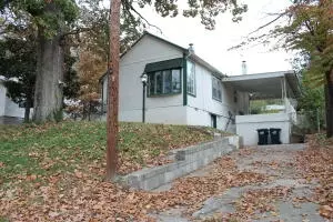 203 N Cherry St, Harrison, AR 72601 photo 3