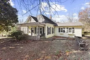 302 N Maple St, Harrison, AR 72601