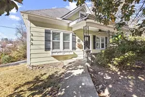 302 N Maple St, Harrison, AR 72601 photo 2