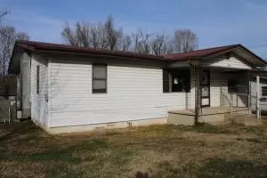 909 E Fick Ave, Harrison, AR 72601 photo 2