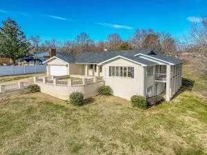 203 Locksley Ct, Harrison, AR 72601
