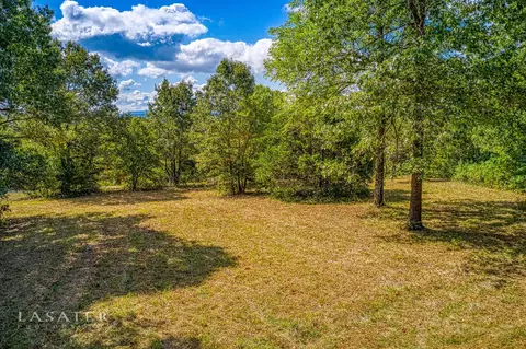 Dogwood Lane, Omaha, AR 72662
