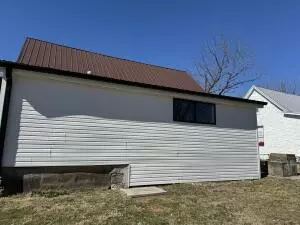 101 E 3rd St, Omaha, AR 72662 photo 2
