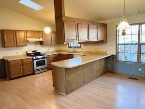 808 Oriole Dr, Harrison, AR 72601 photo 3
