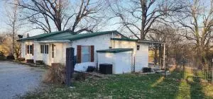 5548 Keeter Ln, Harrison, AR 72601