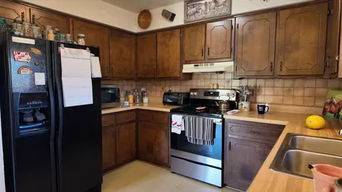 Kitchen - 124 Rose Oneill Dr, Branson, MO 65616 photo 3 of 4
